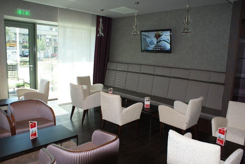 Hotel Ramada Pitesti Exterior photo